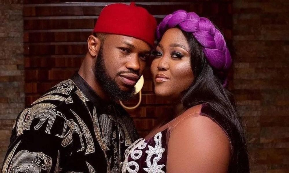 En 2019, Gideon Okeke, star de "Tinsel", a épousé le célèbres Chidera Uduezue après l’avoir rencontrée lors du tournage d’une production cinématographique