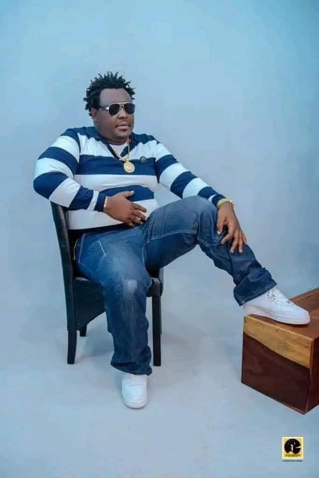 Prince va faire des mains et des pieds pour promouvoir cette