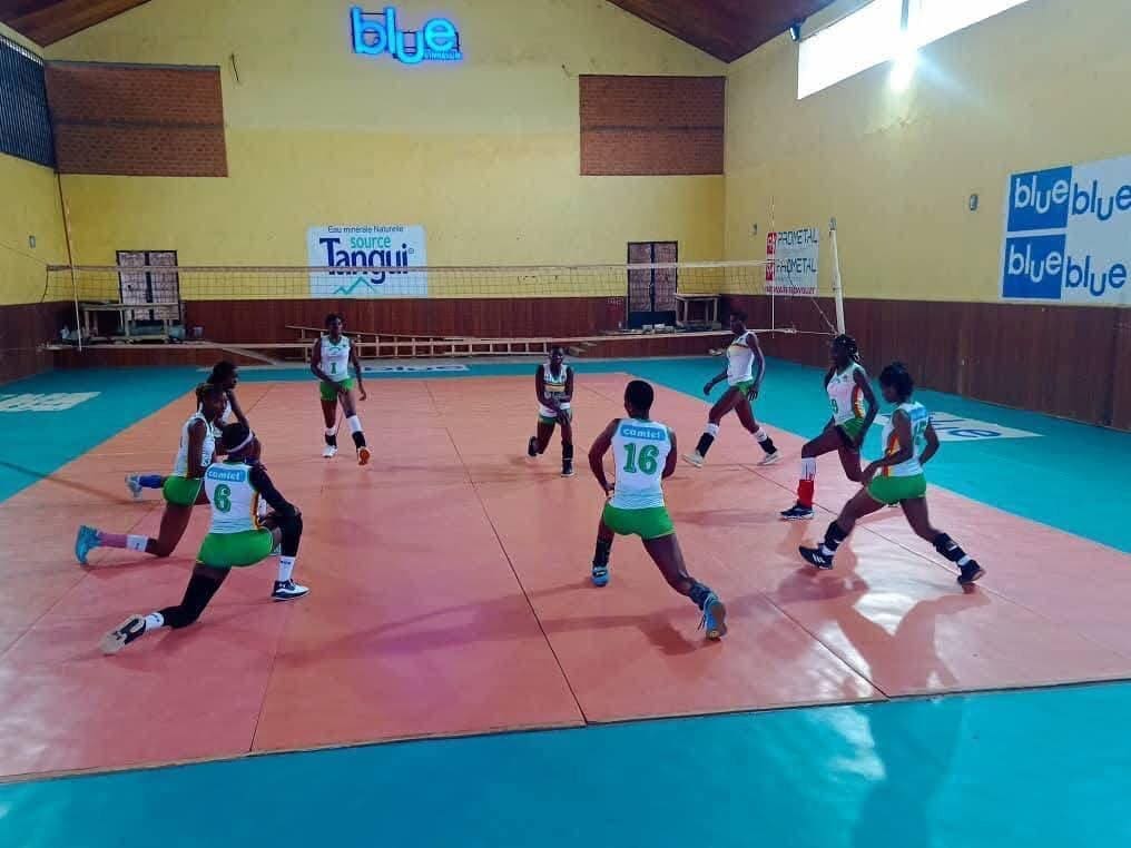 Championnat féminin de Volley-ball, le groupe de Serge Abouem démarre le stage à Yaoundé