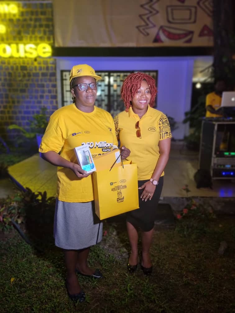 Chaque vendredi, depuis le lancement de la campagne Y’ello 25, MTN Cameroon récompense ses abonnés fidèles. Le vendredi 30 mai 2025, 