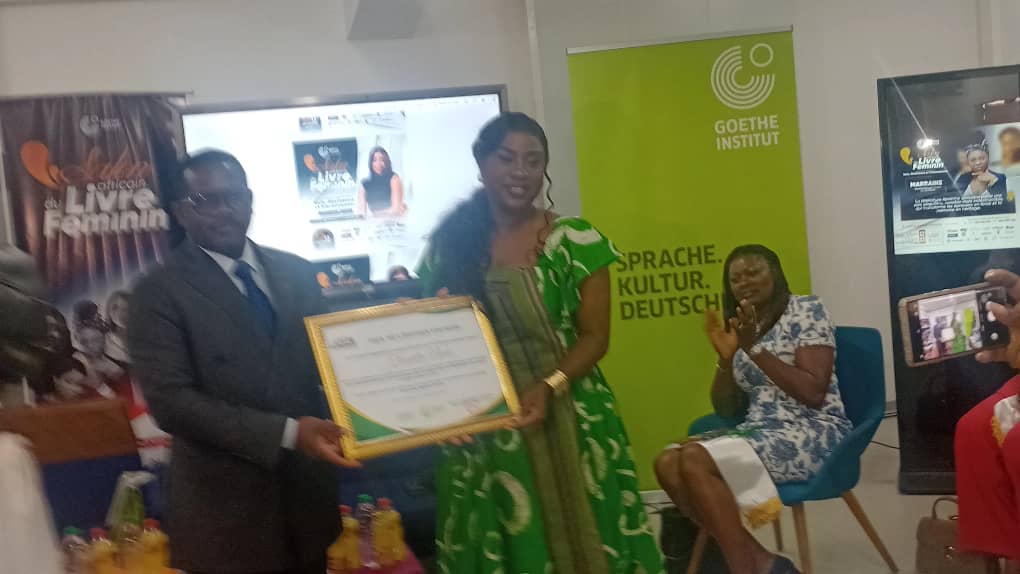 Ce vendredi 12 décembre, le Goethe-Institut de Yaoundé a accueilli la cérémonie d’ouverture du tout premier Salon Africain du Livre Féminin