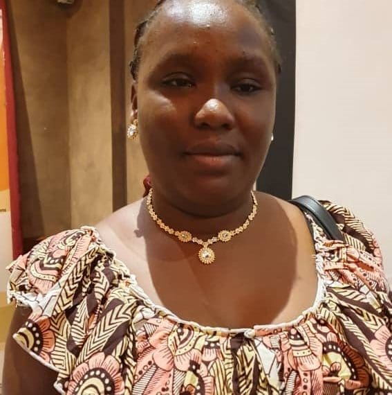 Me Dongmo Tabontsa Nidelle Jara : la première avocate non voyante du Cameroun qui fait briller la justice en Afrique centrale