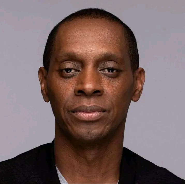Claudy Siar renaît après les épreuves et retrouve un nouveau souffle au Bénin 