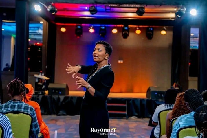 Entrepreneure ivoirienne et coach en transformation de mindset, Jeanne Sissoko-Zézé s’est ouverte le 10 août 2026 sur les